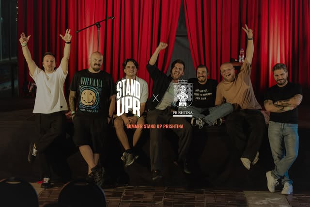 Stand UPR comedians on stage